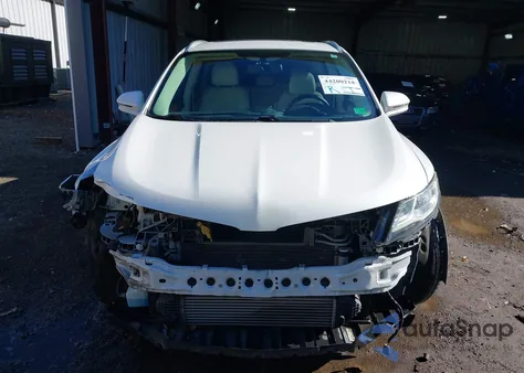 2016 Lincoln Mkc Reserve z USA, uszkodzony, nr VIN 5LMCJ3C99GUJ00454